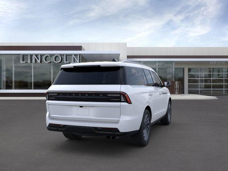 new 2025 Lincoln Navigator car, priced at $105,715