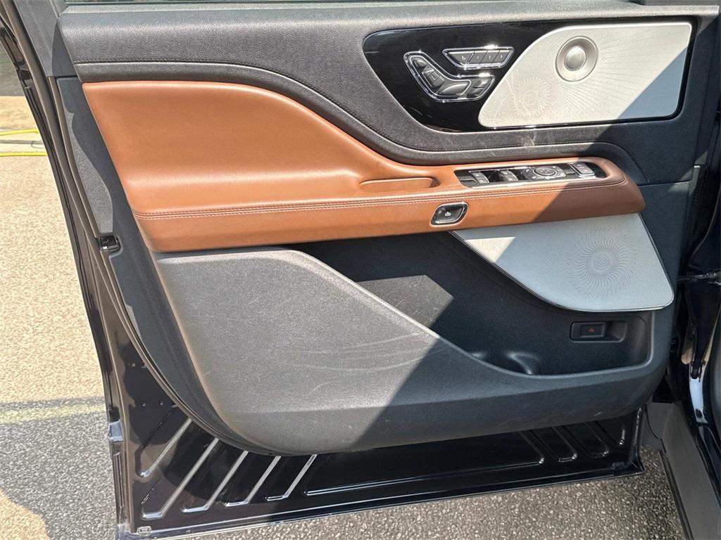used 2020 Lincoln Aviator car, priced at $27,976