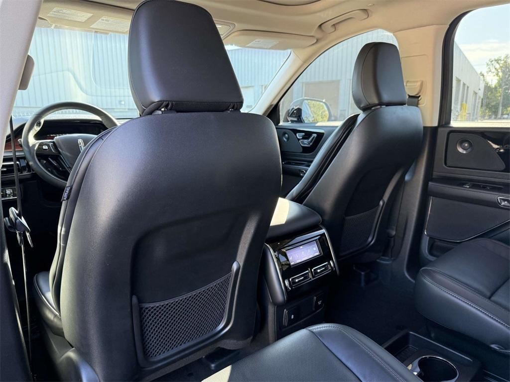 used 2024 Lincoln Aviator car
