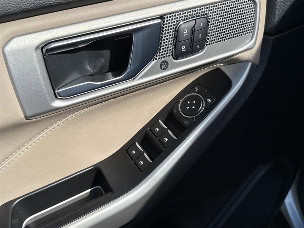 used 2022 Ford Explorer car, priced at $32,150