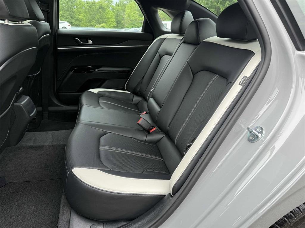 used 2025 Kia K5 car, priced at $31,485