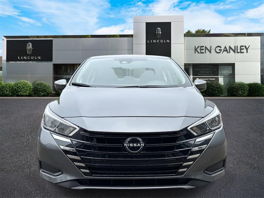 used 2023 Nissan Versa car