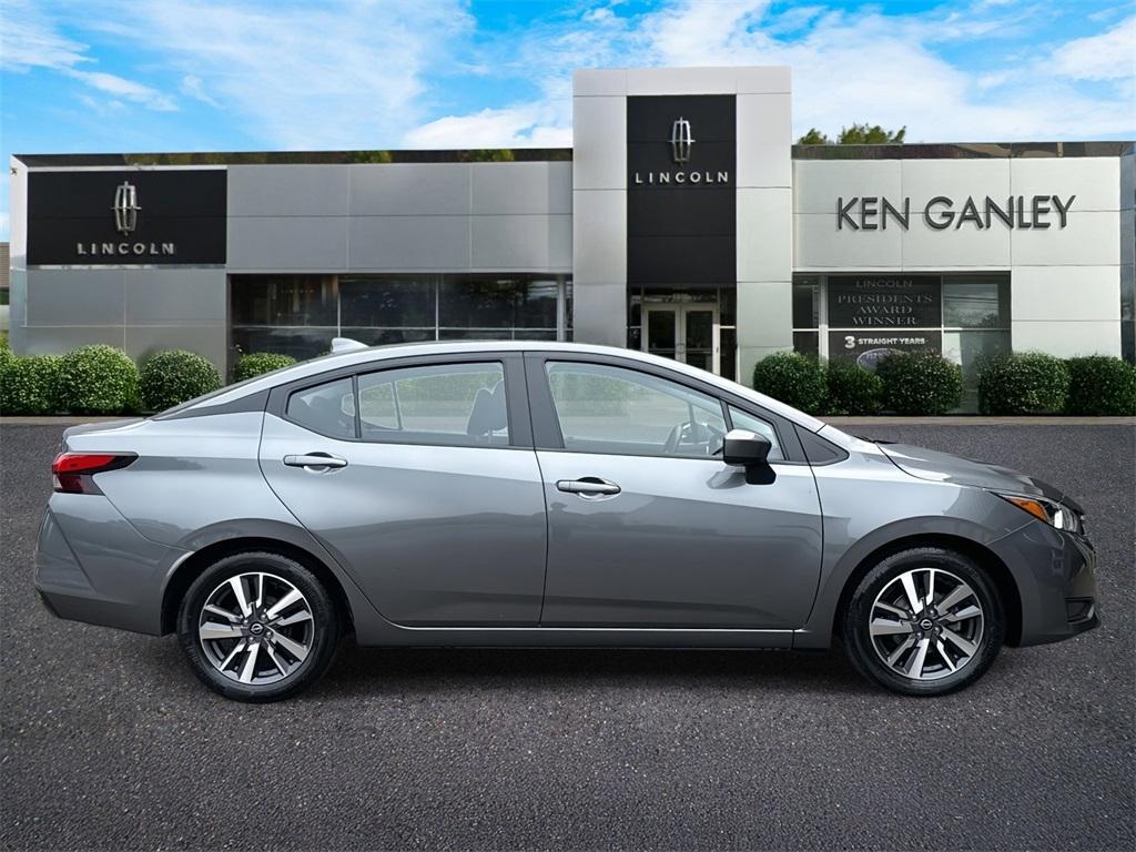 used 2023 Nissan Versa car