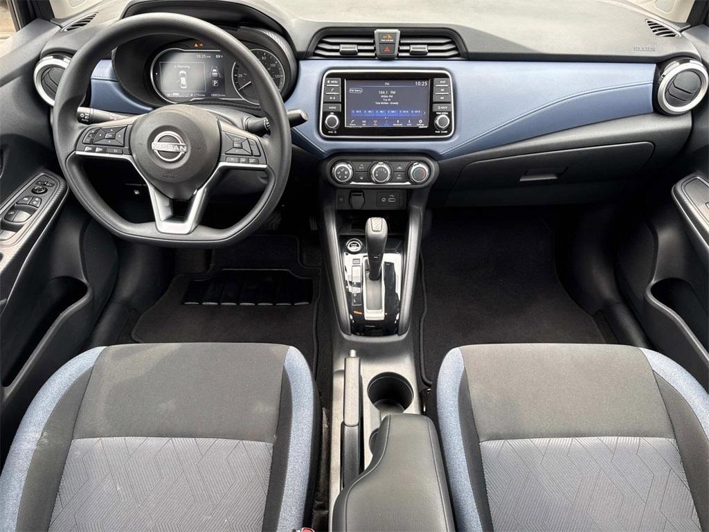 used 2023 Nissan Versa car