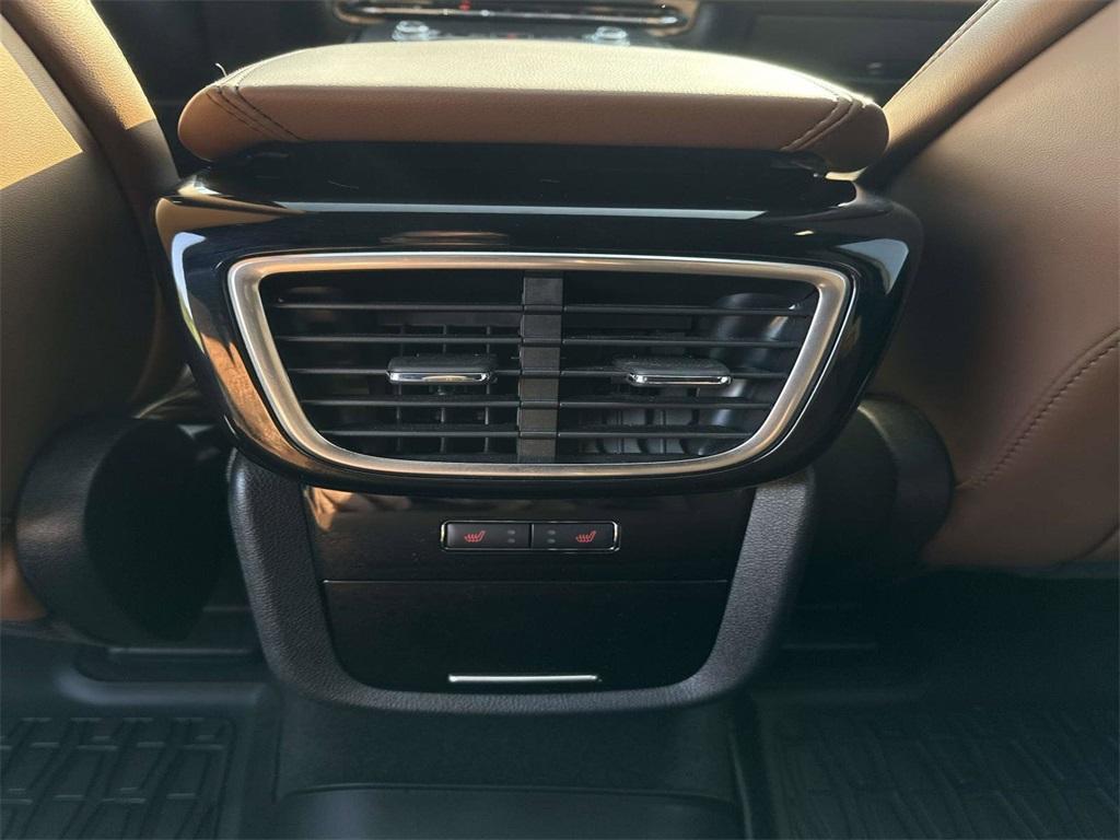 used 2022 Lincoln Nautilus car, priced at $43,200