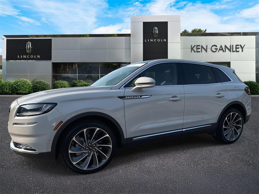 used 2022 Lincoln Nautilus car, priced at $43,200