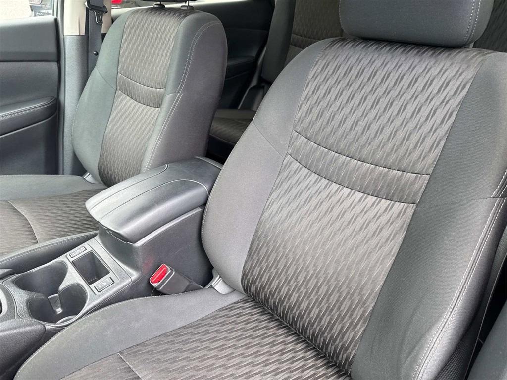 used 2023 Nissan Rogue car