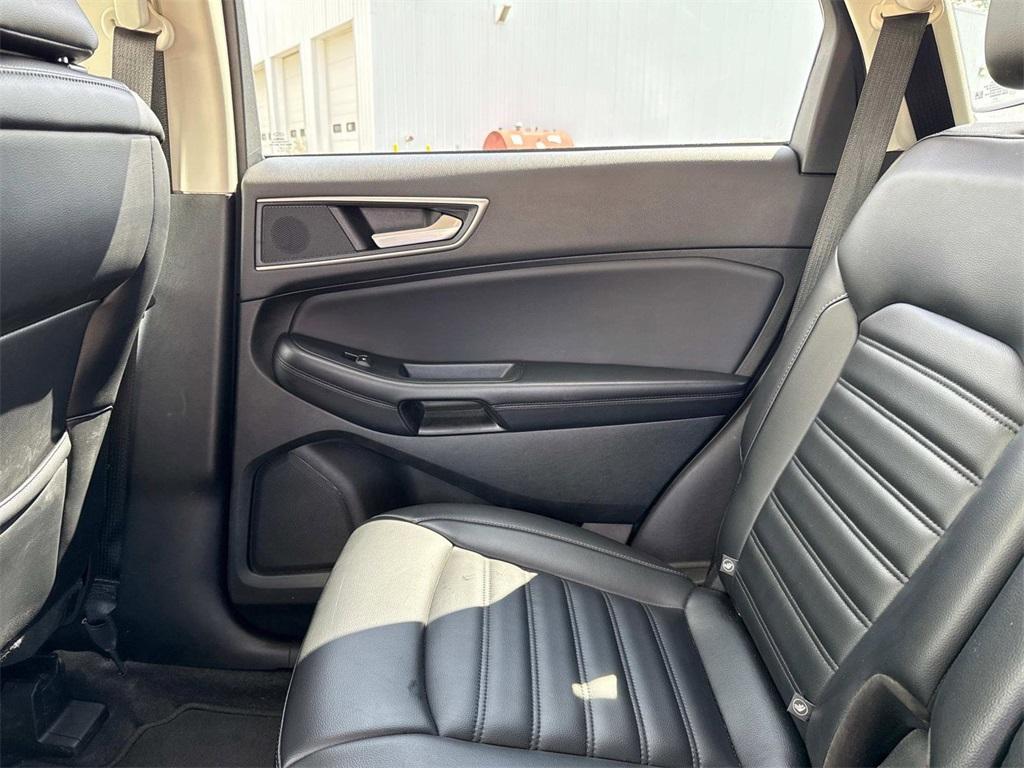 used 2023 Ford Edge car