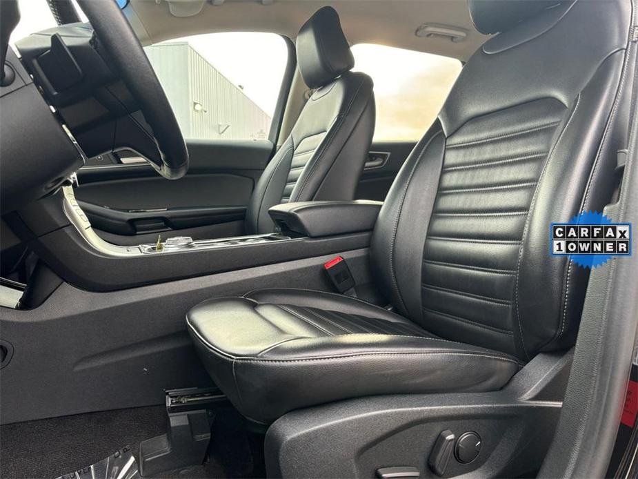 used 2020 Ford Edge car