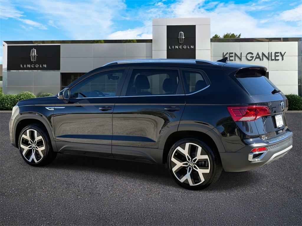used 2022 Volkswagen Taos car