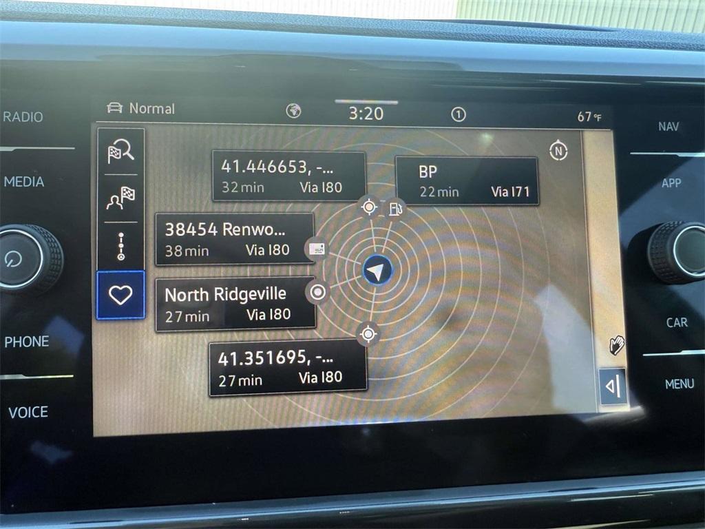 used 2022 Volkswagen Taos car