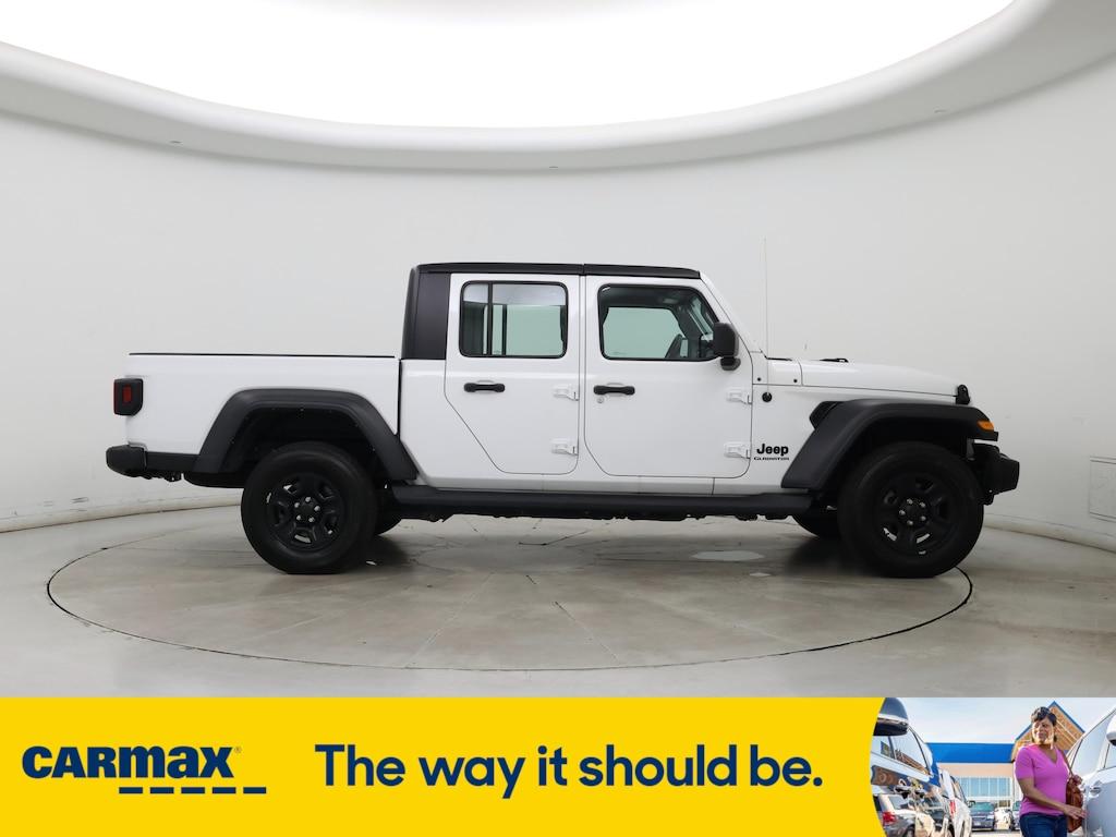 used 2022 Jeep Gladiator car, priced at $29,998