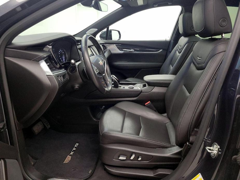 used 2023 Cadillac XT5 car, priced at $35,998