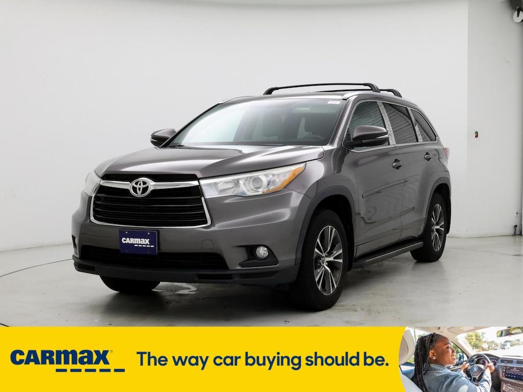 used 2016 Toyota Highlander car, priced at $23,998