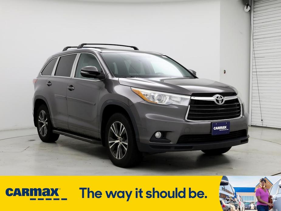 used 2016 Toyota Highlander car, priced at $23,998