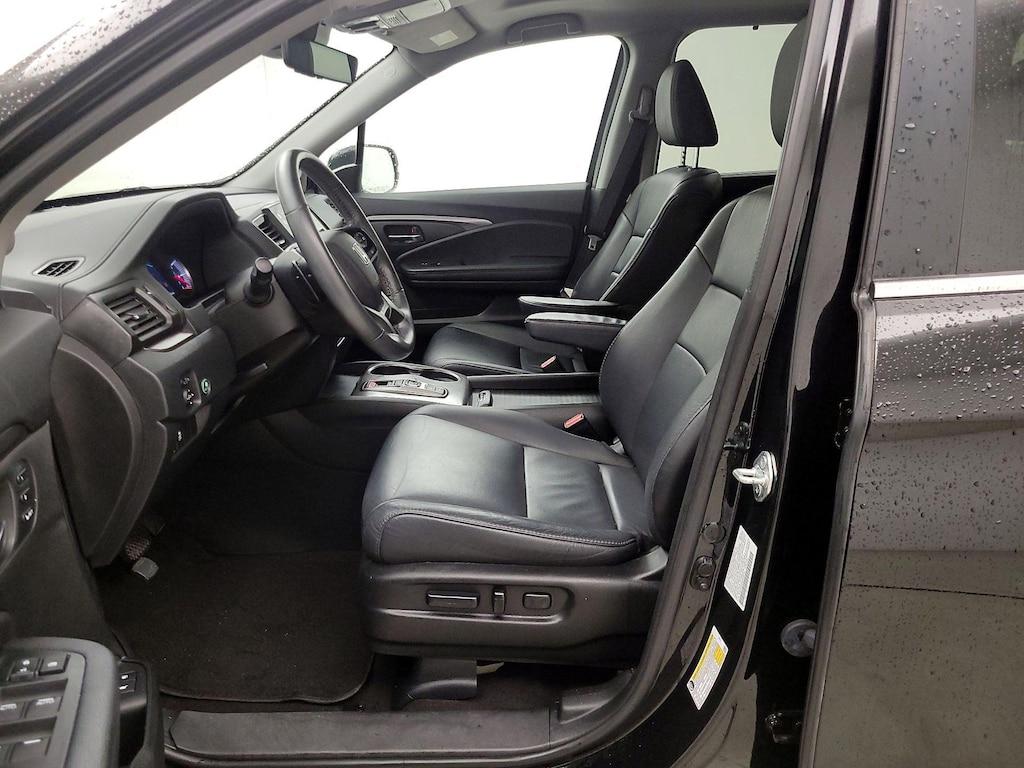 used 2022 Honda Pilot car, priced at $29,998