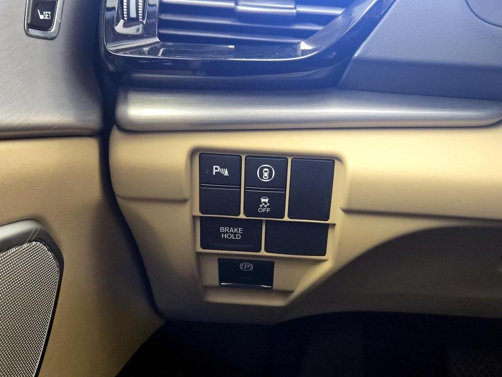 used 2024 Acura RDX car, priced at $40,998