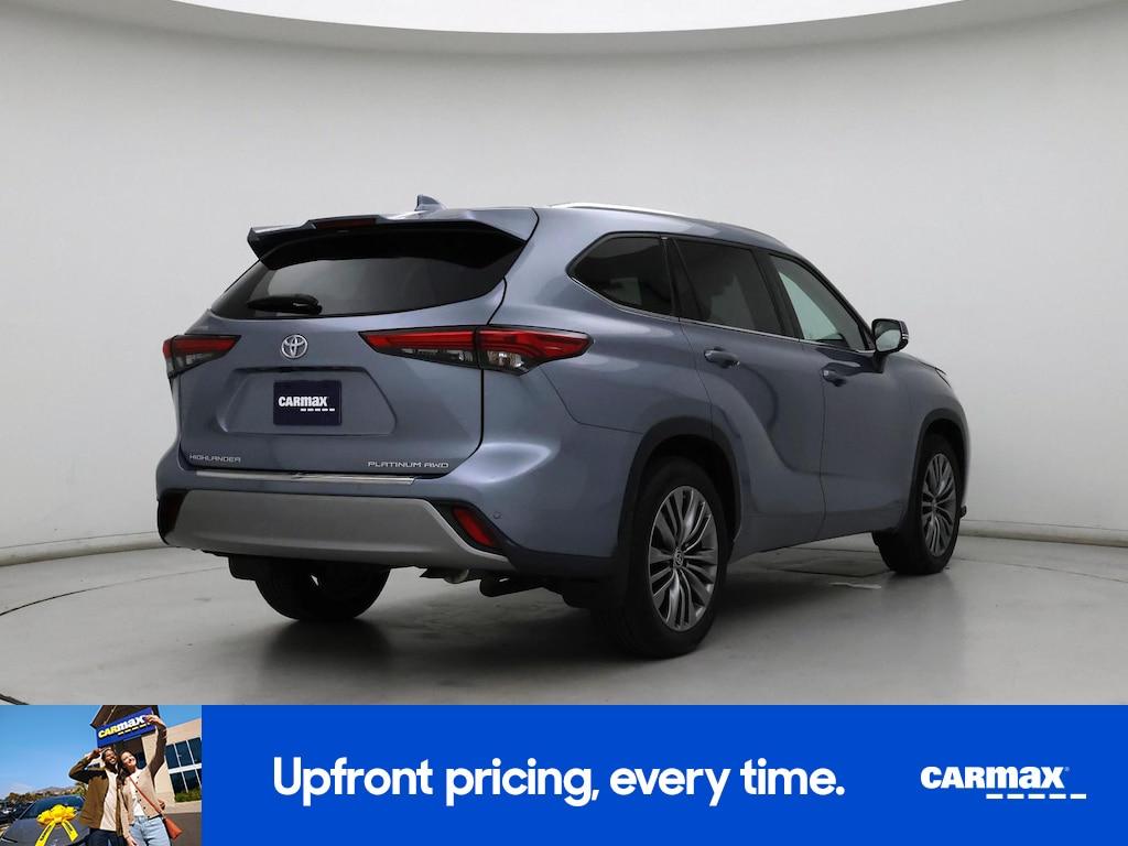 used 2020 Toyota Highlander car, priced at $36,998