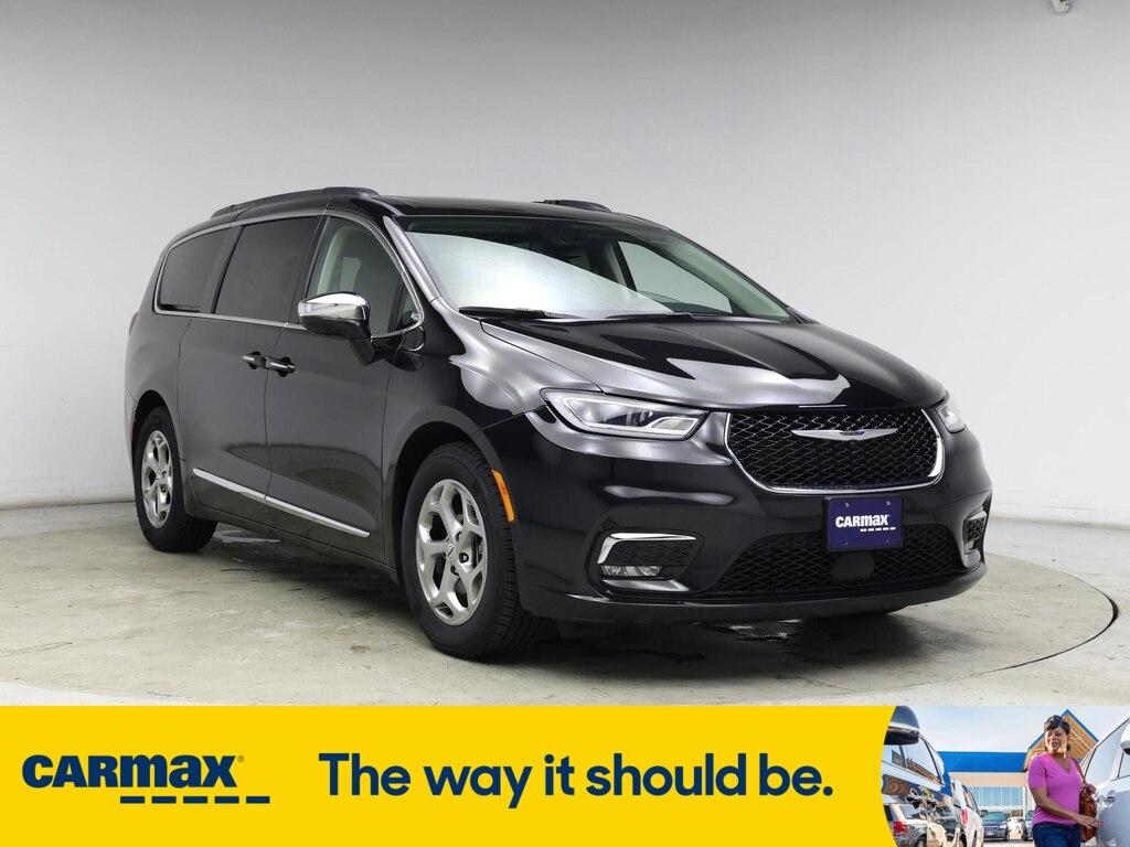 used 2023 Chrysler Pacifica car, priced at $29,998