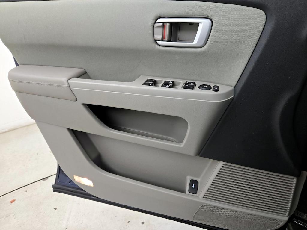 used 2014 Honda Pilot car, priced at $14,998