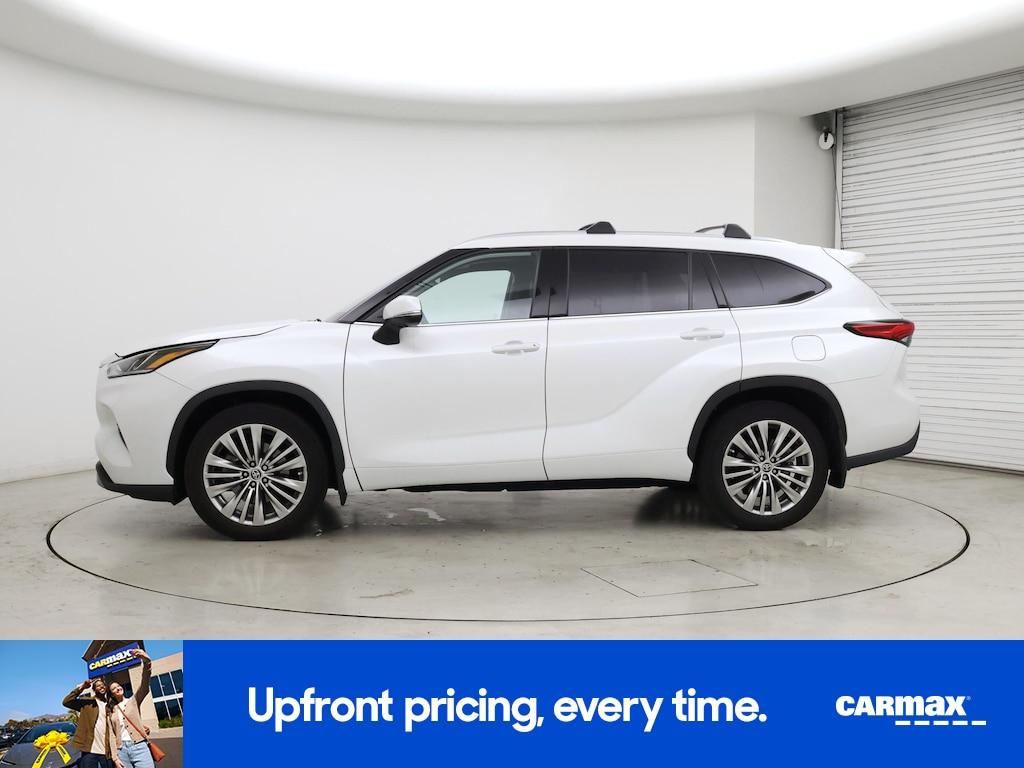 used 2023 Toyota Highlander car, priced at $45,998