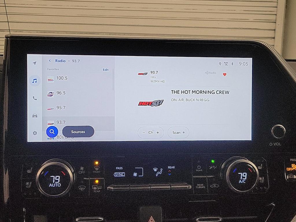 used 2023 Toyota Highlander car, priced at $45,998