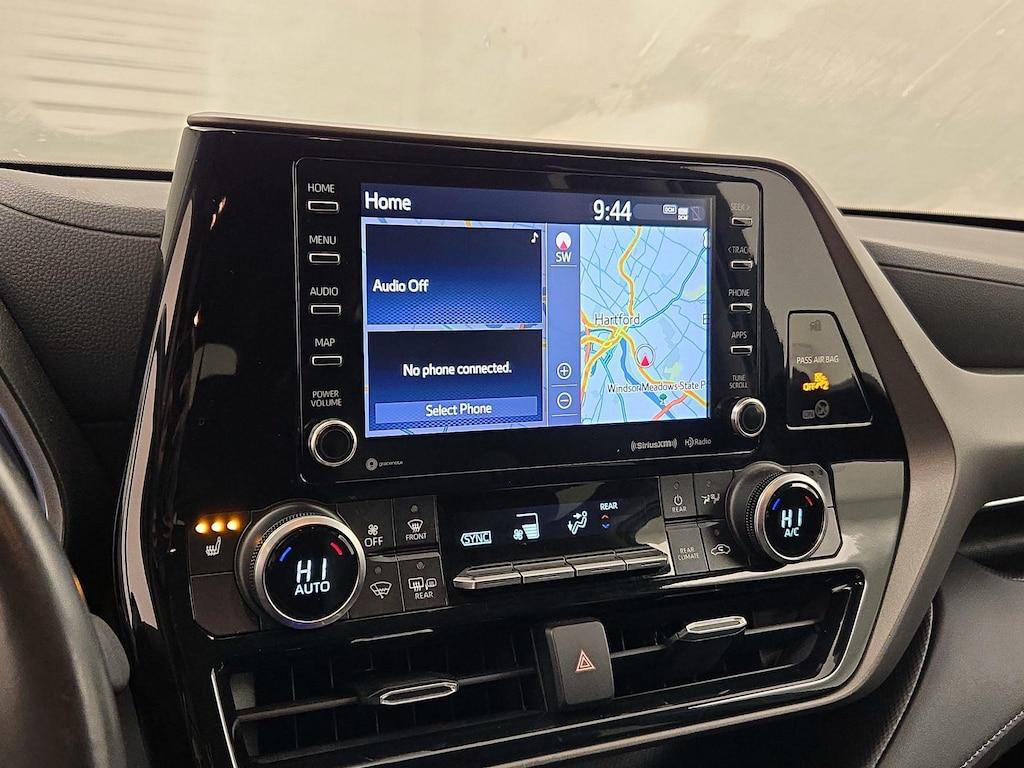 used 2021 Toyota Highlander car, priced at $34,998