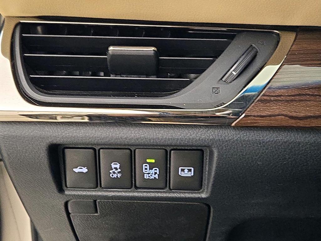 used 2014 Toyota Avalon car, priced at $18,998