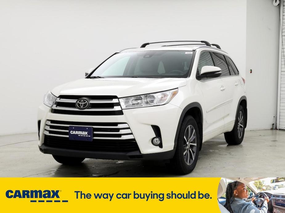 used 2018 Toyota Highlander car, priced at $24,998