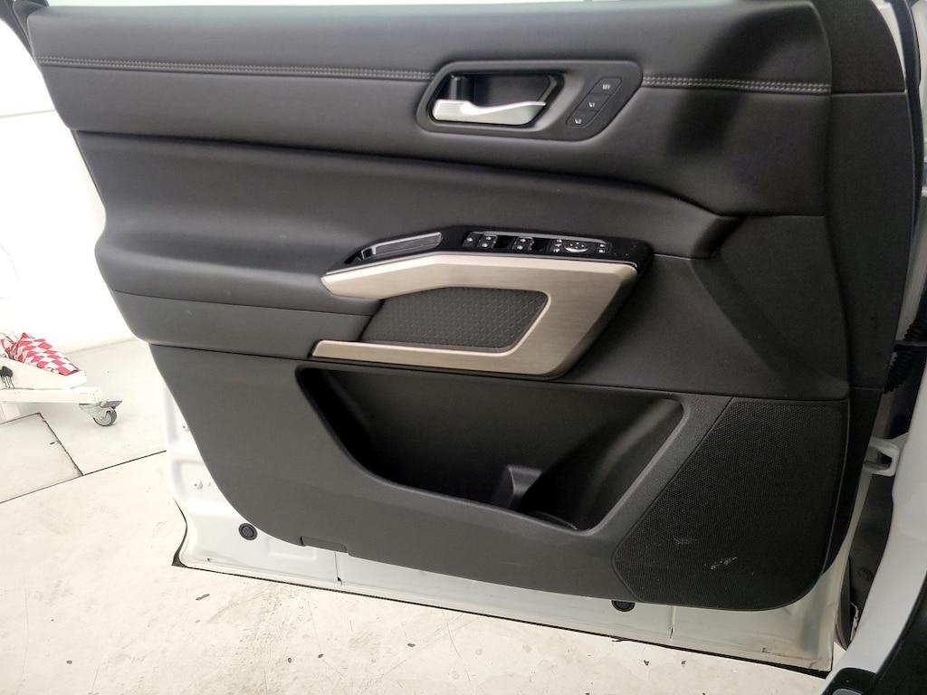 used 2023 Nissan Pathfinder car, priced at $40,998