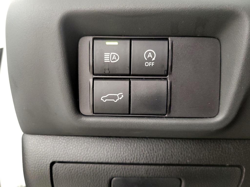 used 2023 Toyota Highlander car, priced at $33,998
