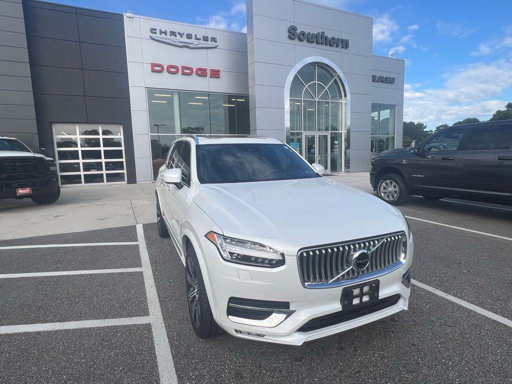 used 2022 Volvo XC90 car, priced at $30,595