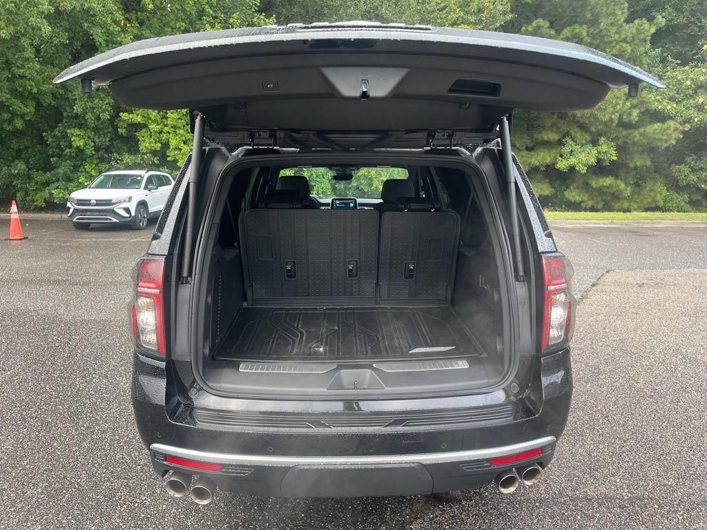 used 2024 Chevrolet Suburban car, priced at $76,000