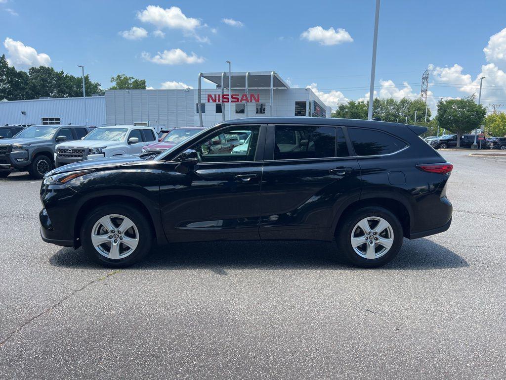 used 2023 Toyota Highlander car, priced at $30,000