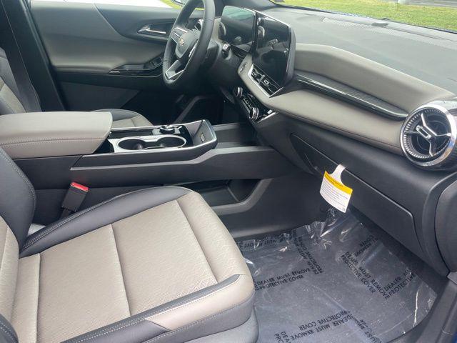 new 2026 Chevrolet Equinox car, priced at $35,805