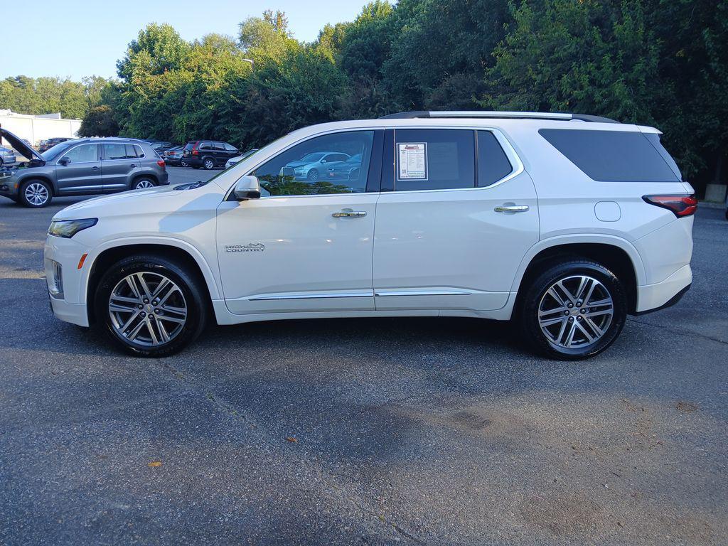 used 2022 Chevrolet Traverse car, priced at $29,000