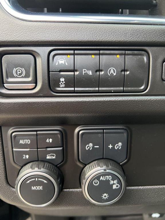 used 2023 Chevrolet Tahoe car, priced at $44,995