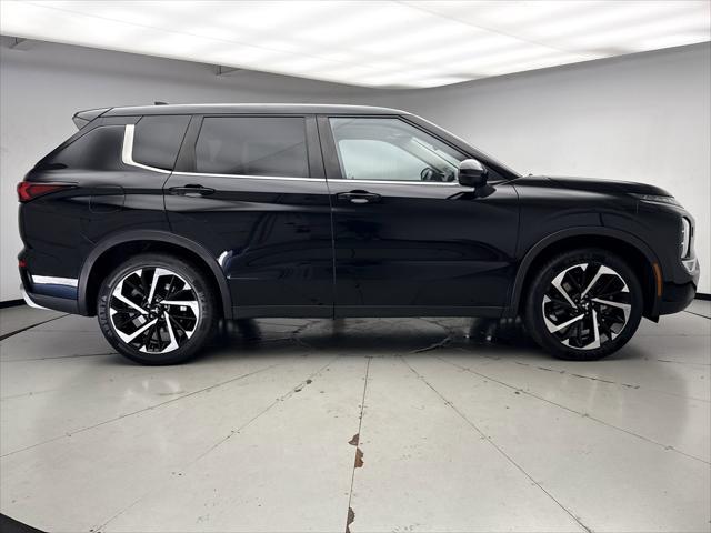 used 2022 Mitsubishi Outlander car, priced at $24,800