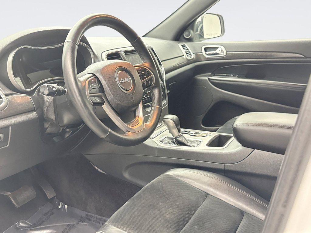 used 2018 Jeep Grand Cherokee car, priced at $20,749