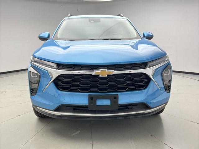 used 2025 Chevrolet Trax car, priced at $23,900