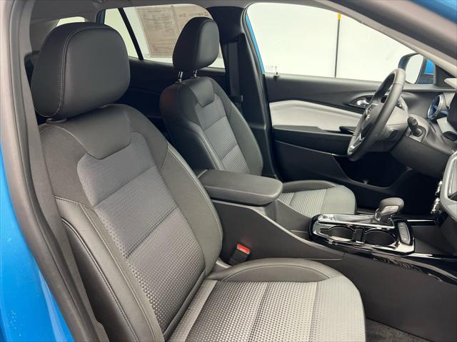 used 2025 Chevrolet Trax car, priced at $23,900