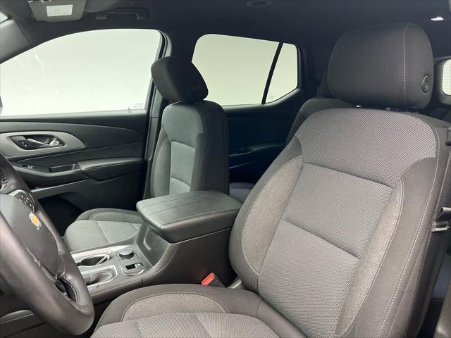 used 2022 Chevrolet Traverse car, priced at $32,100