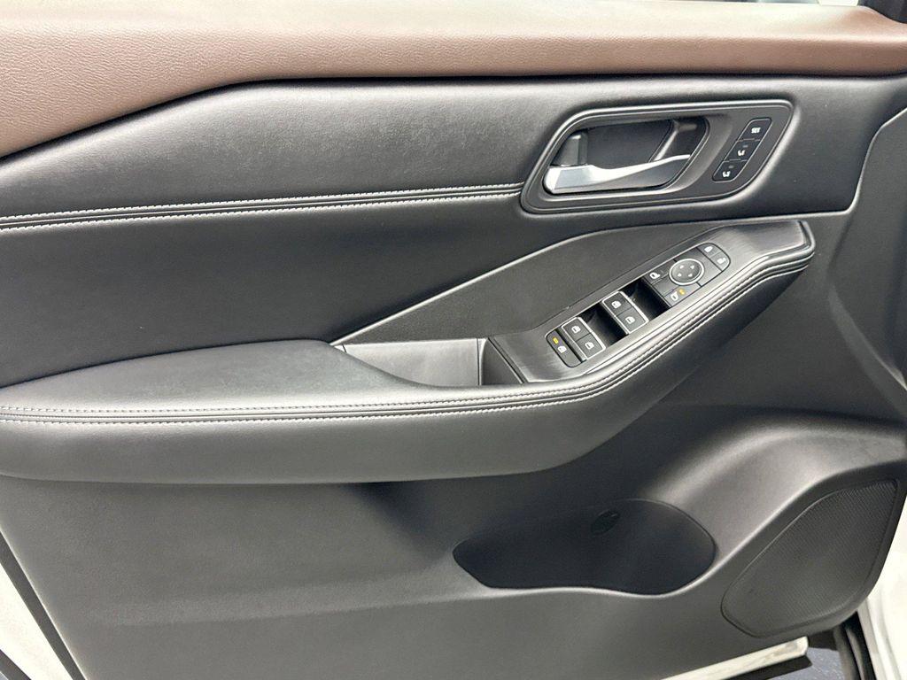 used 2023 Nissan Rogue car, priced at $26,098