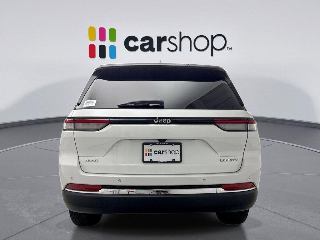 used 2022 Jeep Grand Cherokee car, priced at $31,499