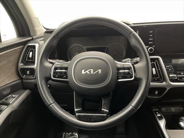 used 2022 Kia Sorento car, priced at $28,399