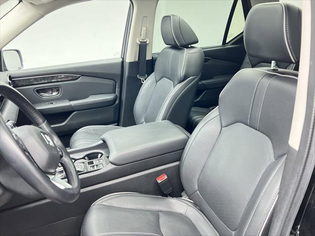 used 2023 Honda Pilot car, priced at $43,300
