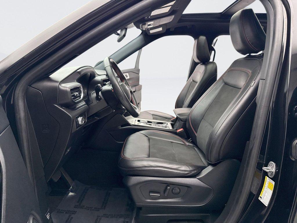 used 2023 Ford Explorer car, priced at $34,899
