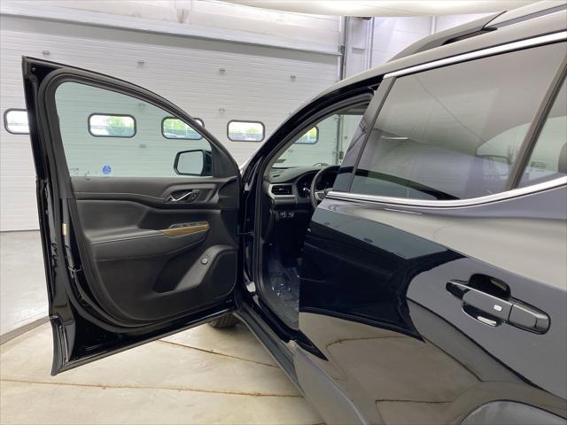 used 2023 GMC Acadia car, priced at $31,398