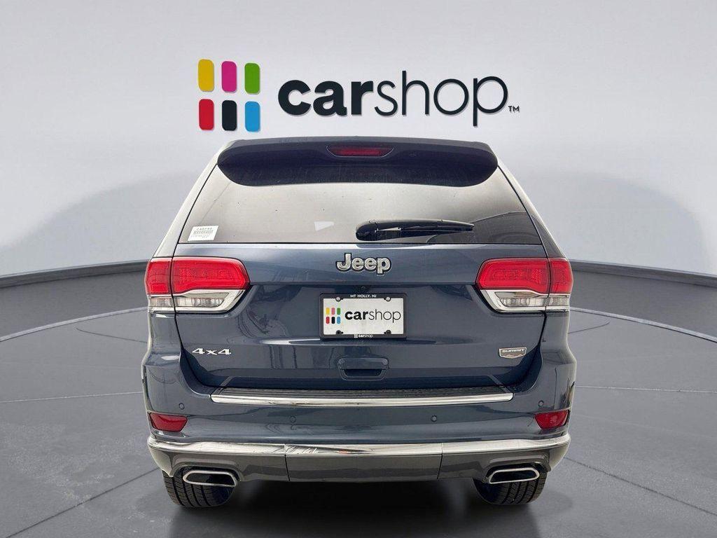 used 2020 Jeep Grand Cherokee car, priced at $30,549
