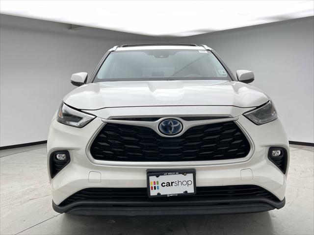 used 2021 Toyota Highlander Hybrid car, priced at $34,449